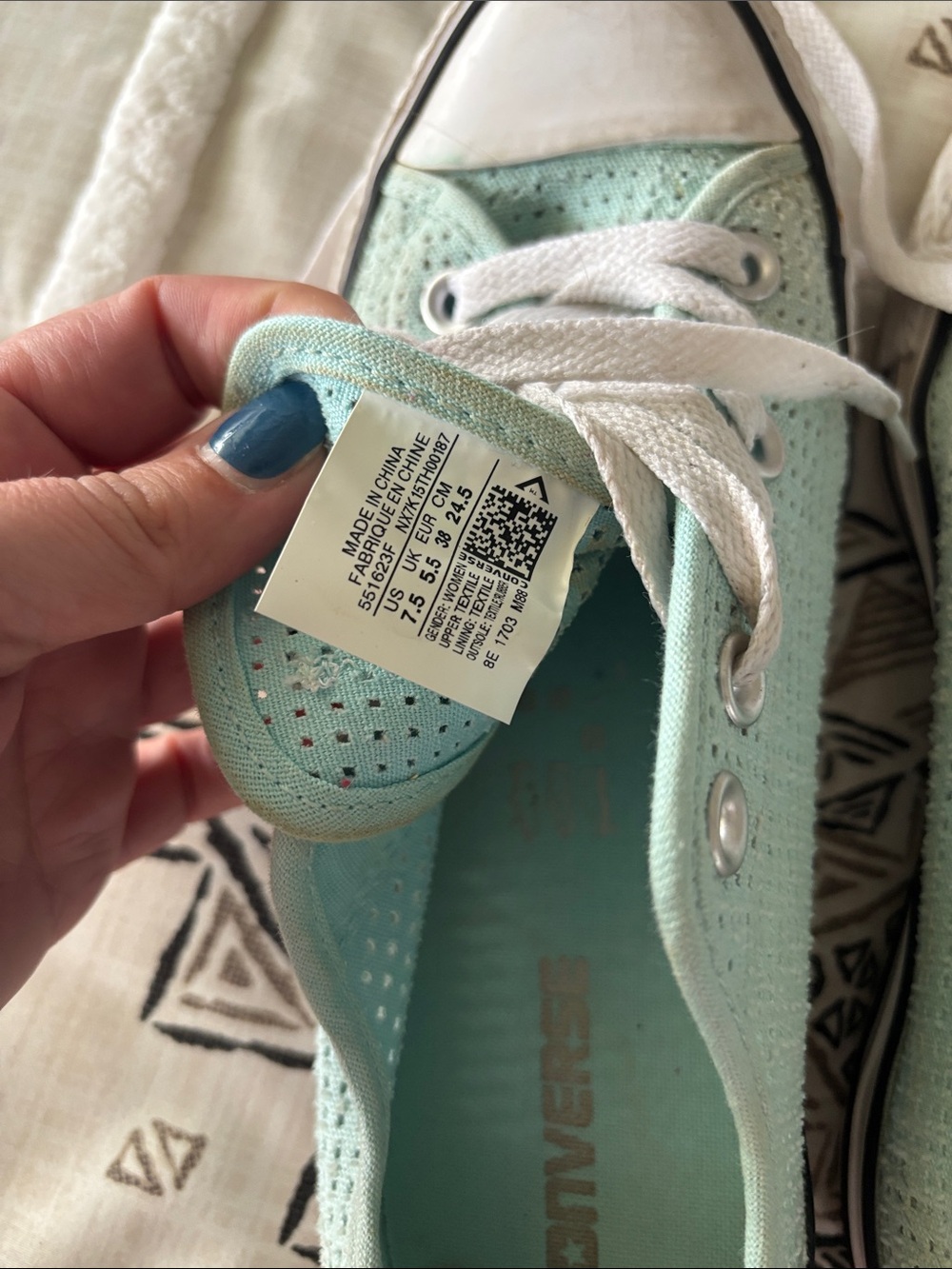 Converse Perforated Low Top Sneakers - Picture 7 of 9